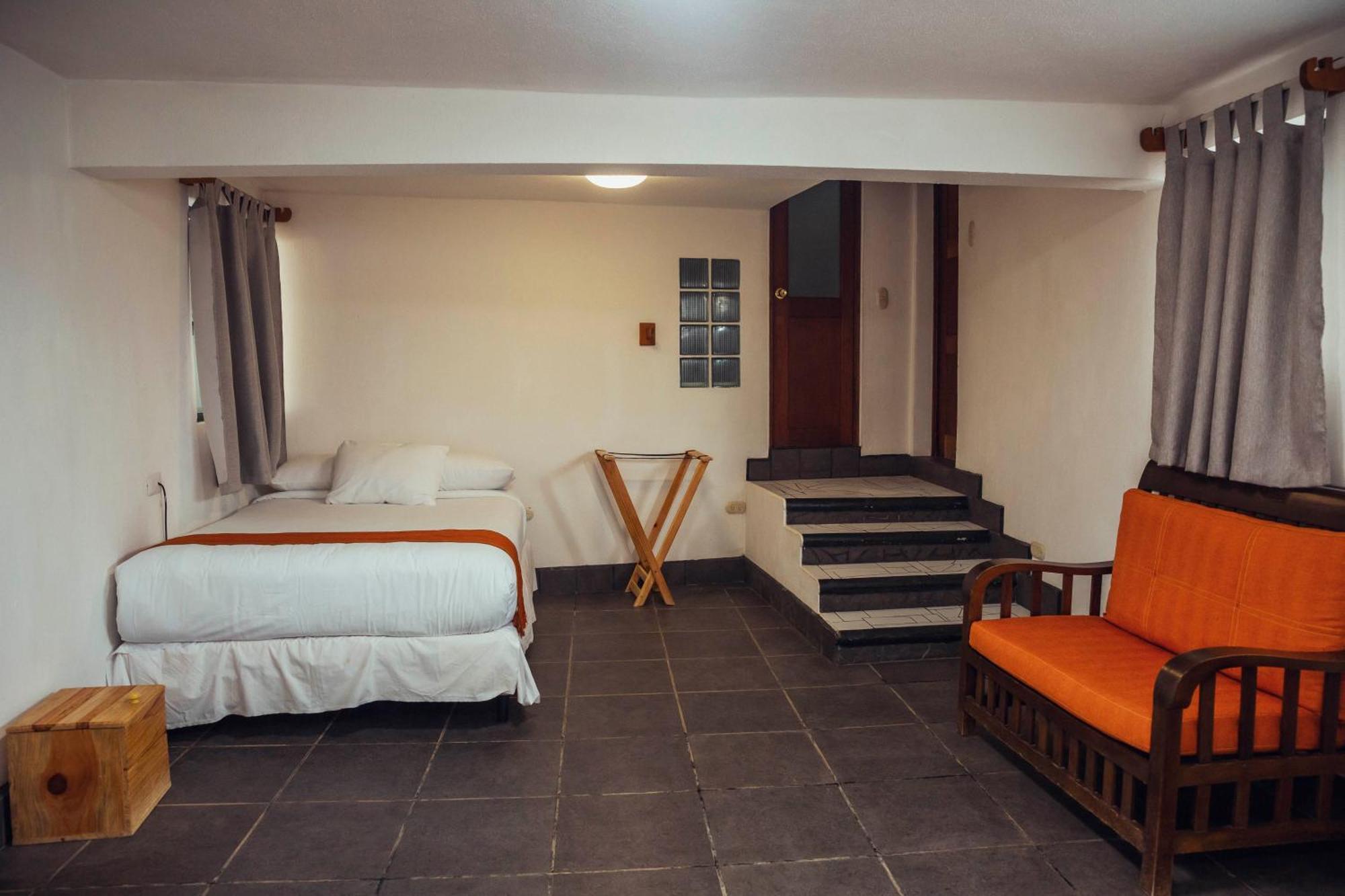 El Dragon Hotel Сан Маркос Ла Лагуна Екстериор снимка