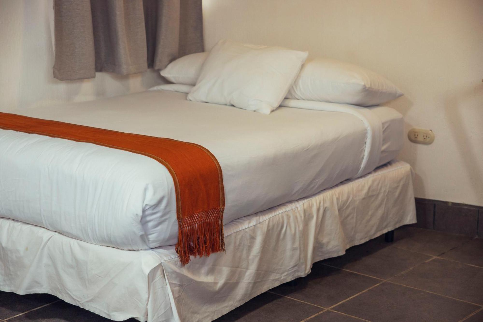 El Dragon Hotel Сан Маркос Ла Лагуна Екстериор снимка