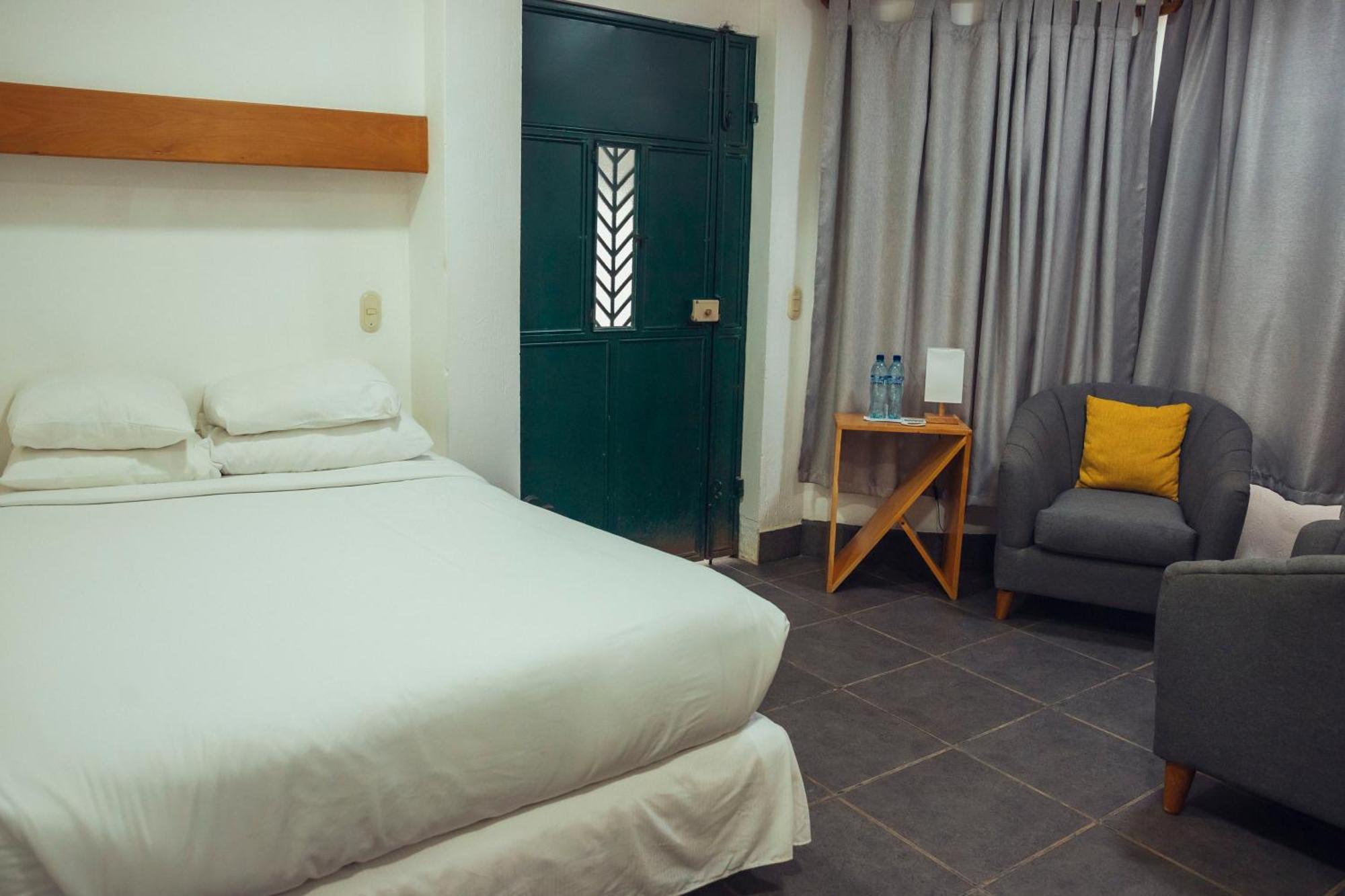 El Dragon Hotel Сан Маркос Ла Лагуна Екстериор снимка
